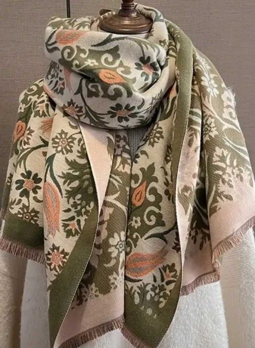 Chusta elegancki szal zimowy nowy