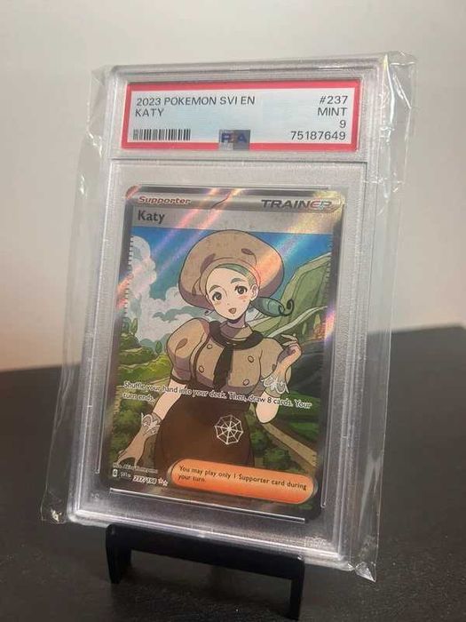 Carta Pokémon TCG Katy (SVI 237) Slab Graded PSA 9