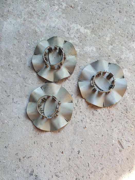 Колпачки на диски Subaru