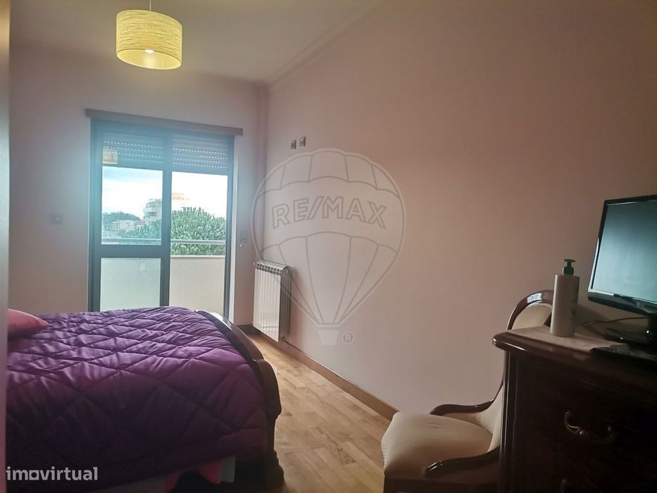 Apartamento T4 para venda