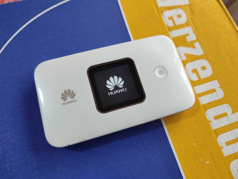 Huawei E5785Lh-22c 4G+ 300mbps Hotspot Router 3000mAh
