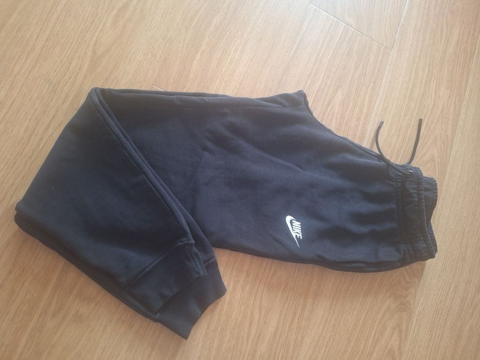Dresy damskie nike