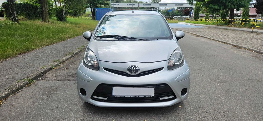 Toyota Aygo - 5 drzwi - 129 tyś km - Super Stan