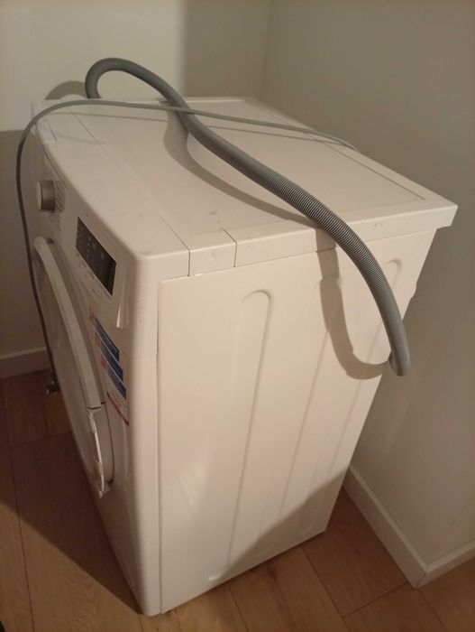 Oddam pralkę 6kg Sharp 2020