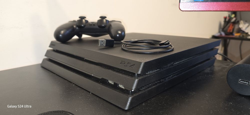 PlayStation 4 Pro 1TB – Modelo CUH-7200 (Última Versão) - PS4 PRO