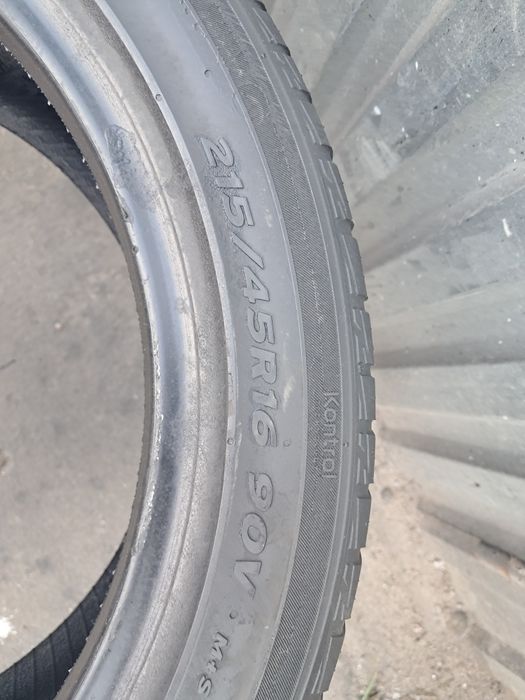 Nr 25 opony 215/45/16 całoroczne  Hankook