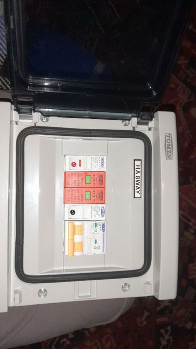 Комплектуючі, кріплення, кабель до сонячних станцій