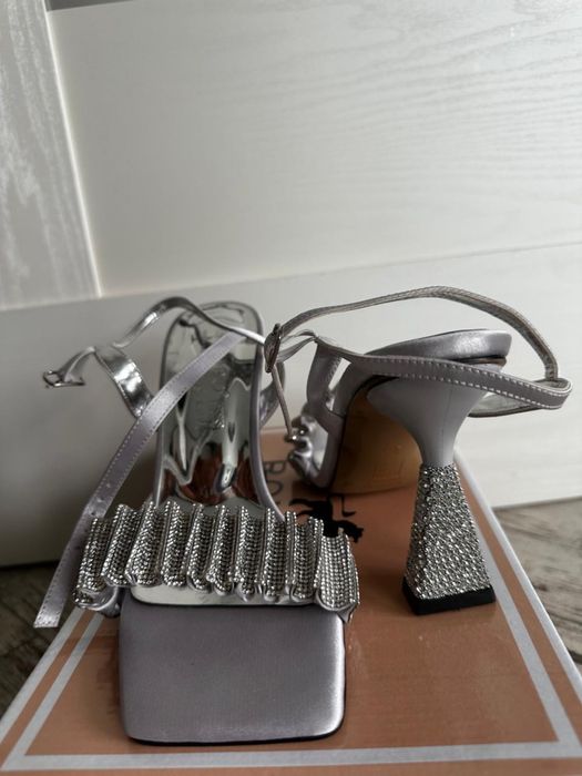 Нові босоніжки ROVIGO, 36 розмір (23,5 см)