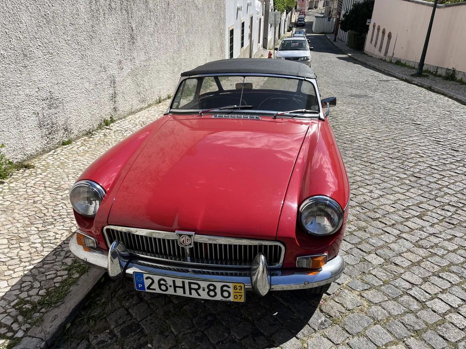 MG MGB528942427317872644