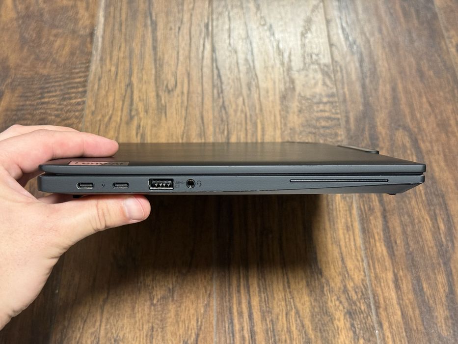 Ноутбук Lenovo ThinkPad X13 Gen 4 14” Ryzen 5 PRO 7540U / 16GB / 256GB