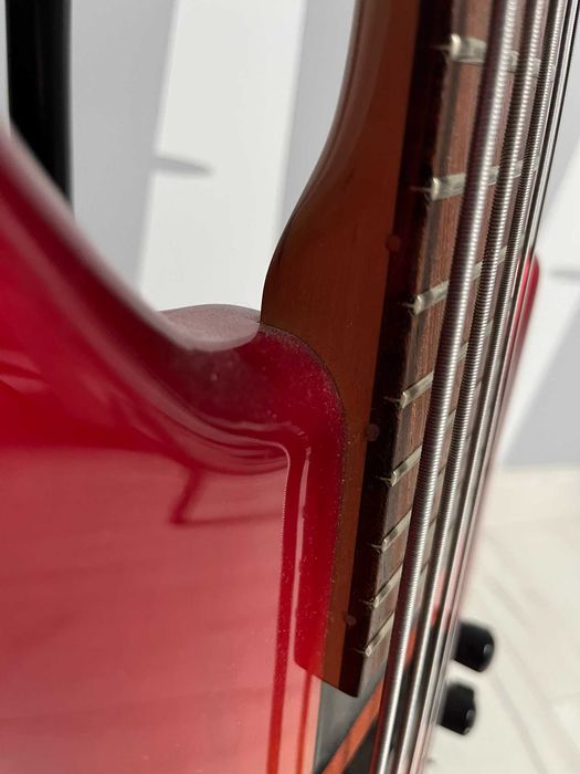Gitara basowa Status Graphite Eclipse 5 UK