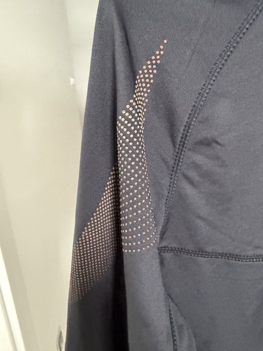 Termoaktywna bluza Asics M/L na suwak odblaskwe znaki otwory na palec