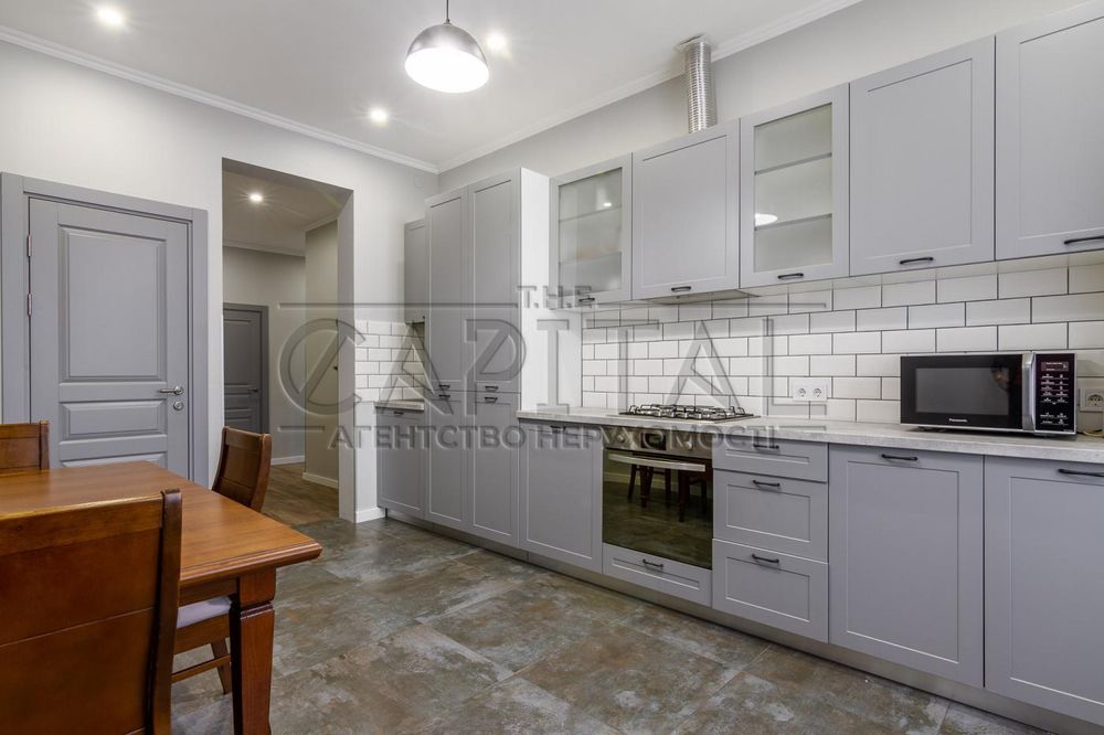 Оренда квартири, пл. Бессарабська, Центр