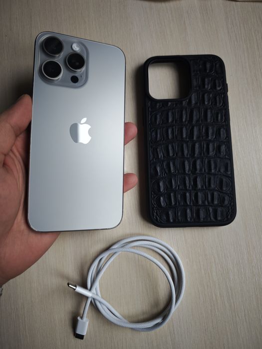 iPhone 15 Pro Max неверлок, ідеал