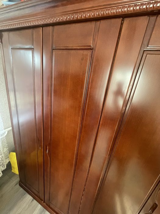 Продам шафу НОВУ