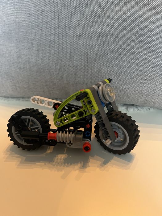 Zesraw lego Technic 8260