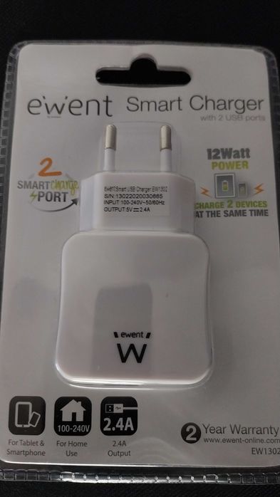 Carregador duplo USB