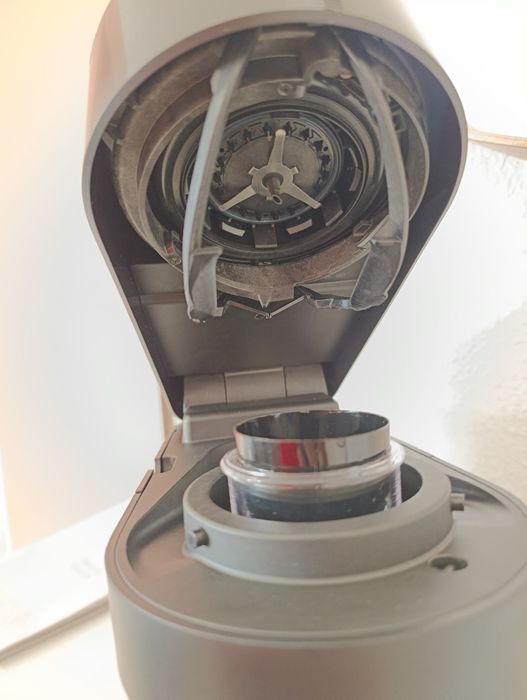 Máquina de café Nespresso Vertuo Pop – Como nova + cápsulas + garantia