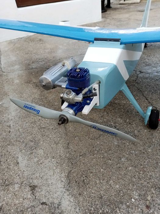 Aeromodelo Coyote a Combustão