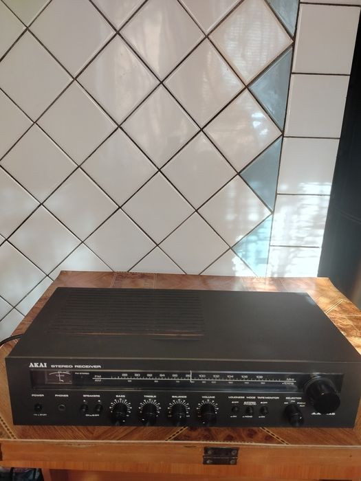 Ресивер Akai AA-1115