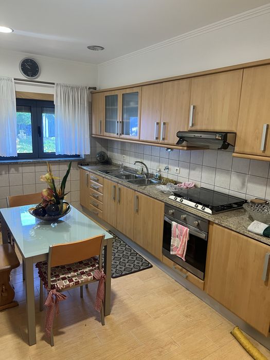 Quarto para alugar em cernache do bonjardim / sertã