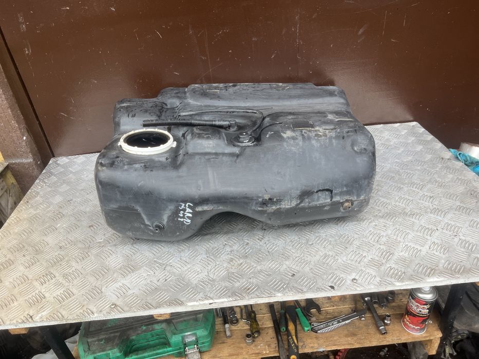 Бак бензобак Ланд ровер фриландер Land Rover freelander 04г