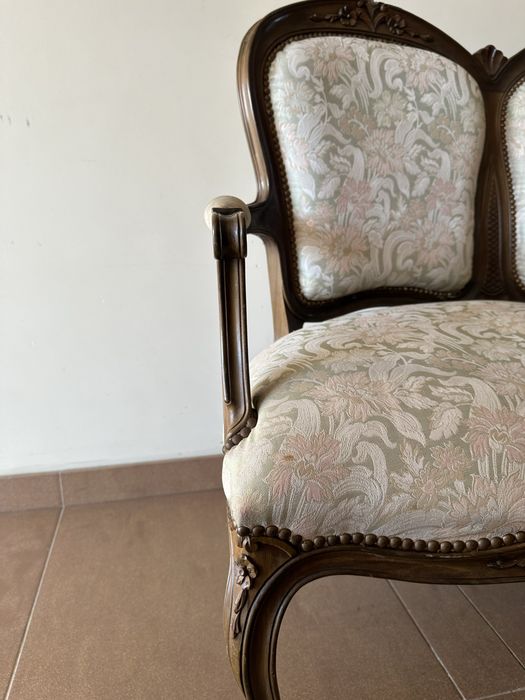 1 canapé e 2 cadeirões