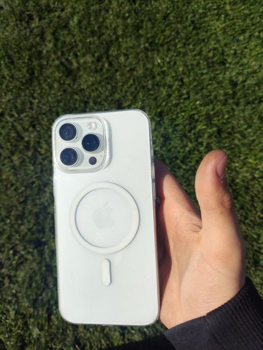 Айфон 16про продається