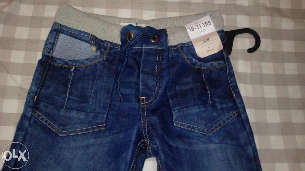 Calças de ganga novas tamanho 10-11