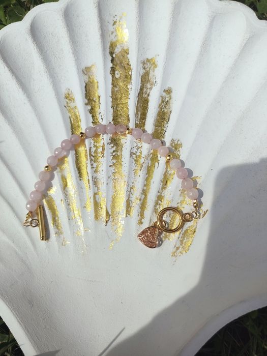 Bransoletka kwarc różowy zapięcie toggle serduszko