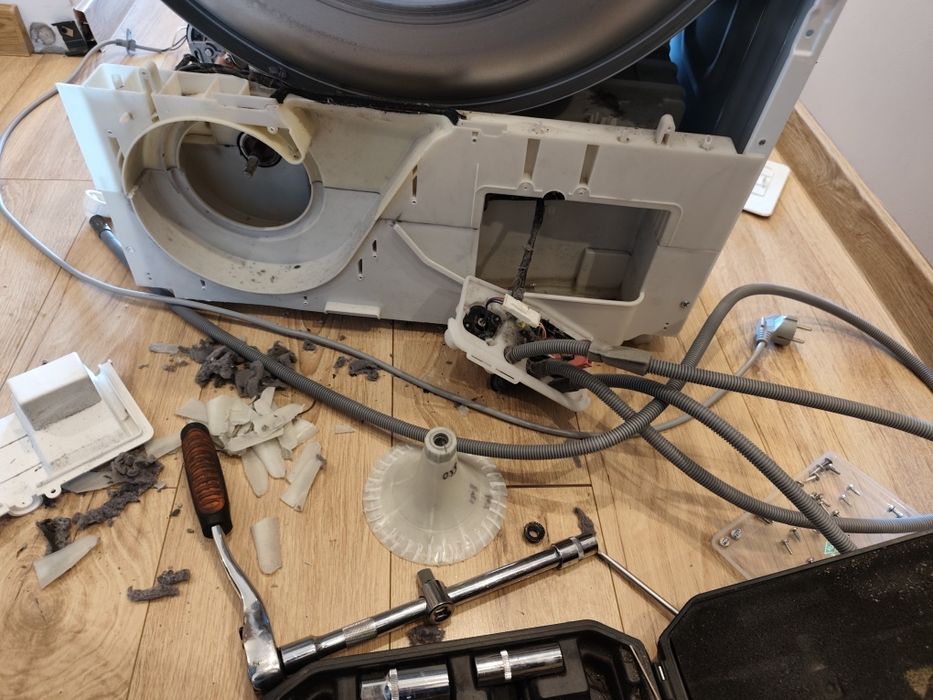 Czyszczenie i naprawa suszarek – słabo suszy? Naprawa  AGD z dojazdem