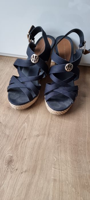 Sandały na koturnie Tommy Hilfiger roz41