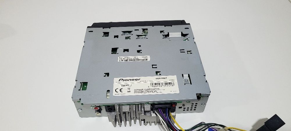 Autorrádio PIONEER DEH-09BT