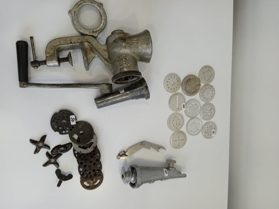 Запчастини до радянської мясорубки