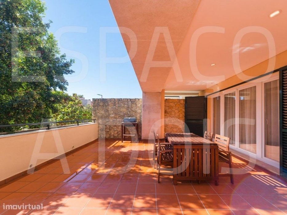 ÚNICO! T3 Duplex | 2 Grandes Terraços, 2 Parqueamentos e Enorme Arr...