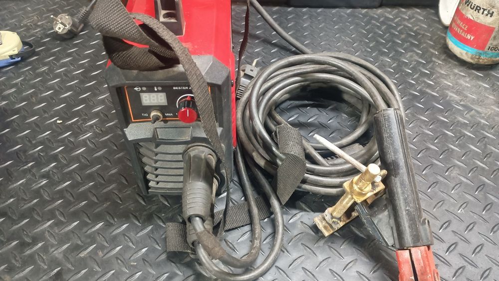 Spawarka inwertorowa Bester 210-ND
