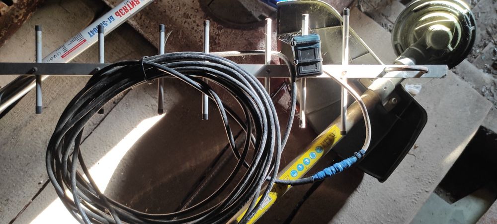 Антена для модему та інтернету для посилення сигналу