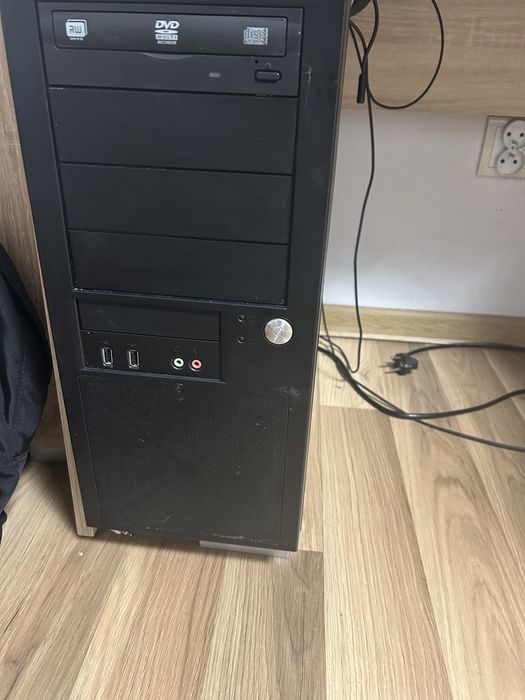 Komputer stacjonarny