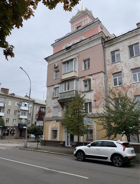 Продам 2-кімн.кв. по вул.Соборна, навпроти Галактики