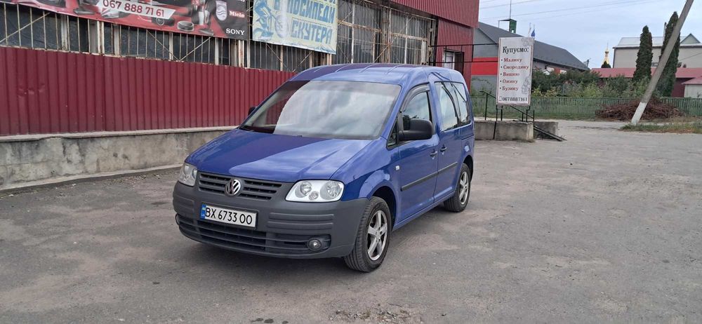 Продам WV Caddy 2004