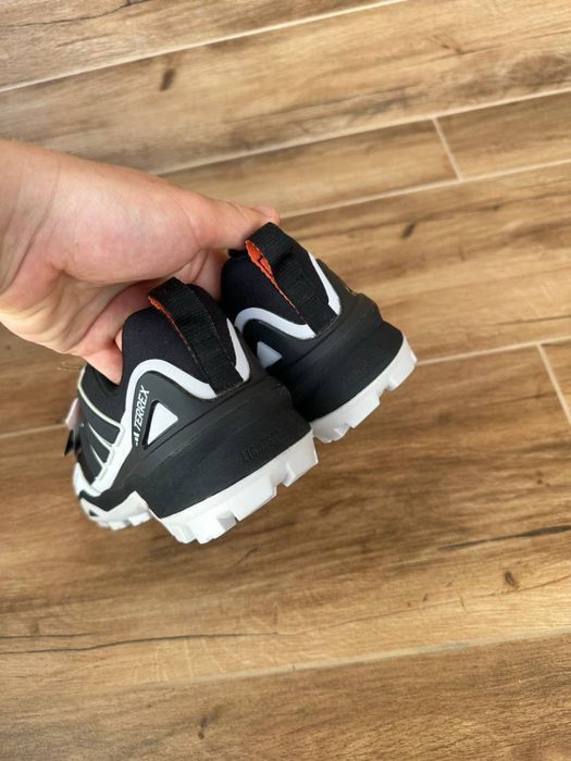 Кроссовки Adidas Terrex Skychaser Gore Tex