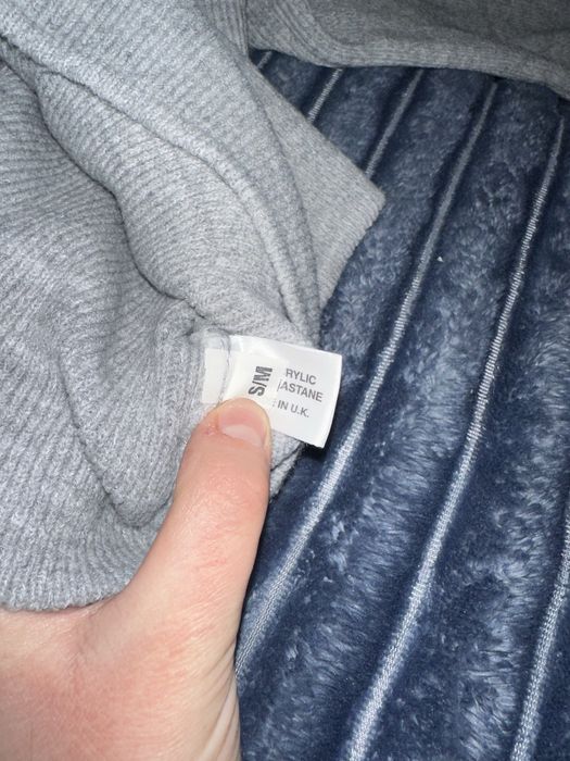 Кофта/светр зі спущеними плечима