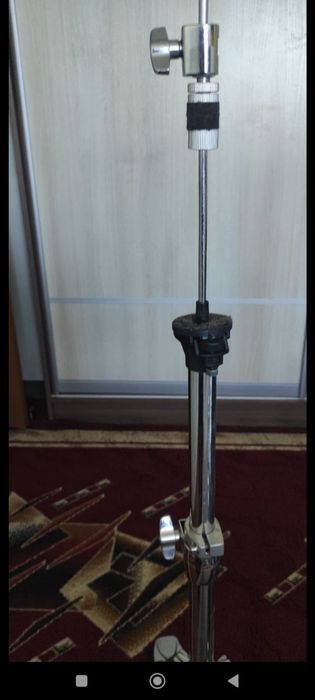 Стійка хай хету. Hi hat stand tama