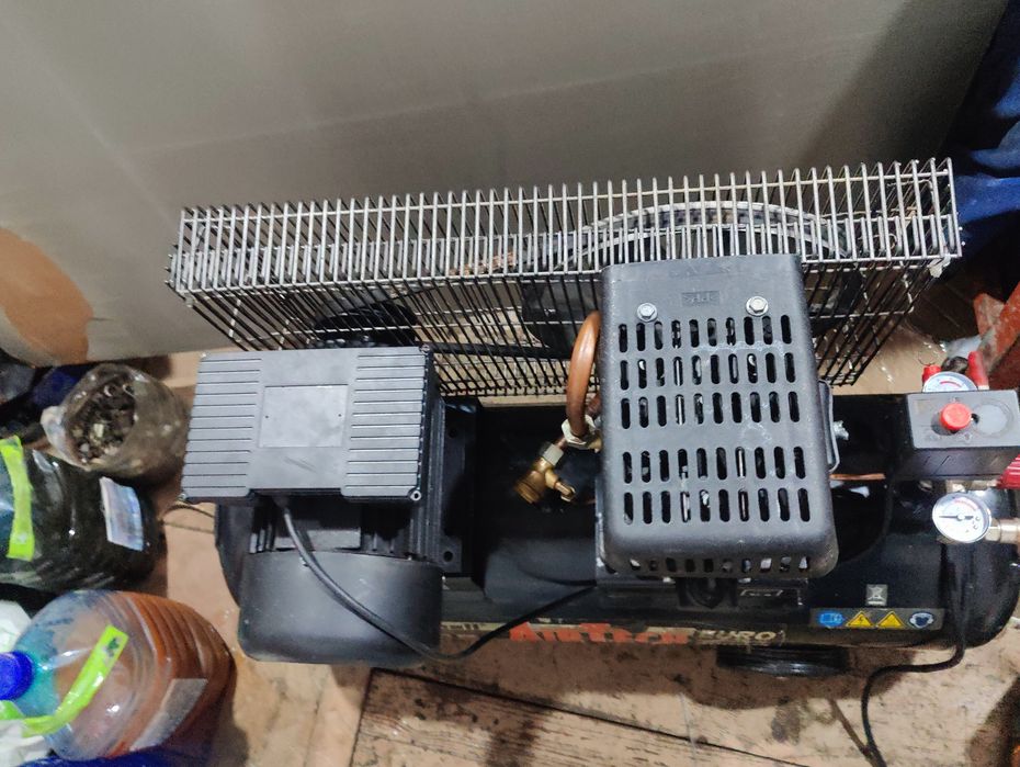 Компрессор Einhell Airtech Euro 4000/1