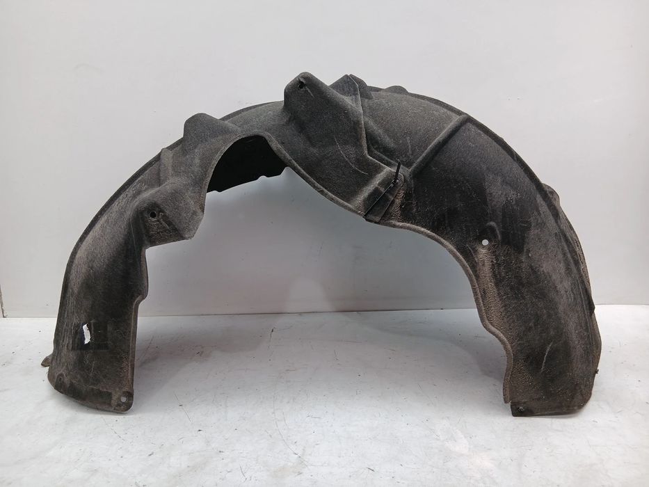 Cava roda trás esquerda TESLA Model Y (5YJY)