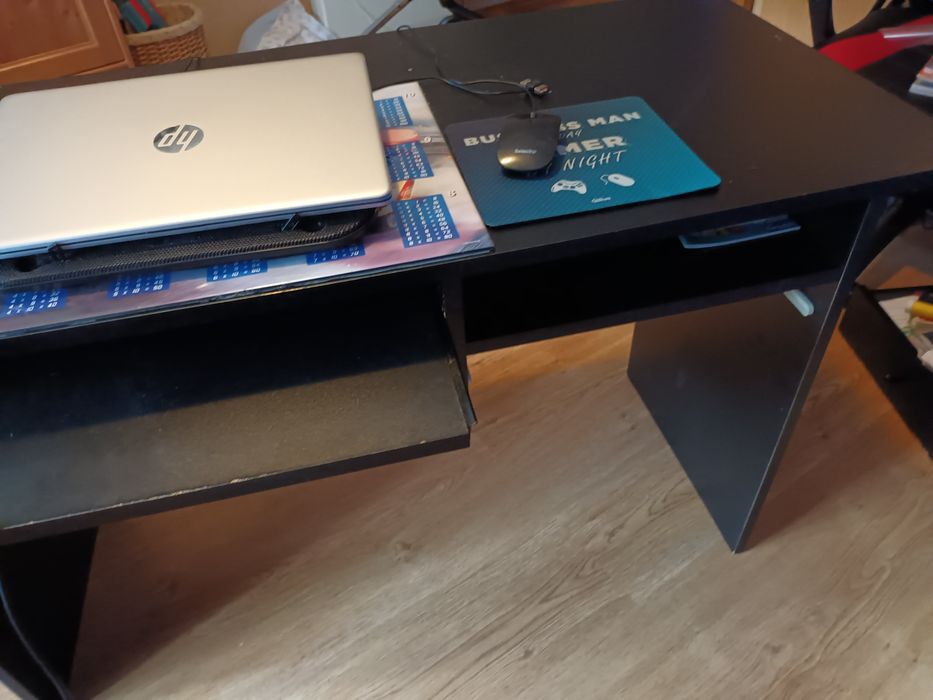 Secretaria preta