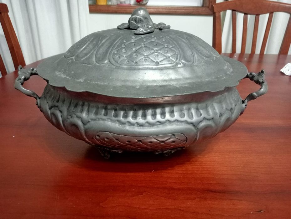 Terrina de estanho