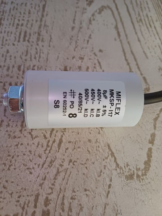 Kondensator rozruchowy do silników, nawiewu, pieca itp.