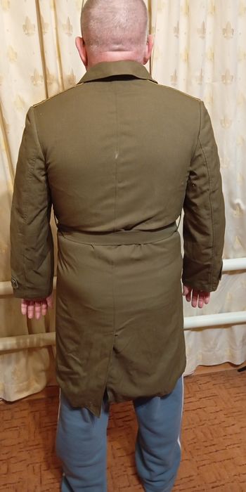 Плащ цвета хакки