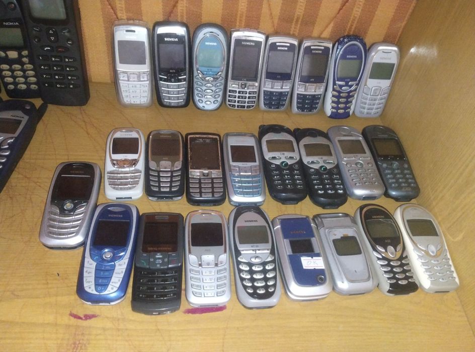 Продам лот кнопочних телефонів,можна і поштучно